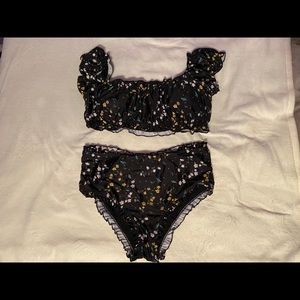 Off the shoulder 2 Piece Bathing Suit